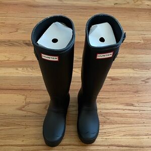 Hunter Original tall black rain boots NEW